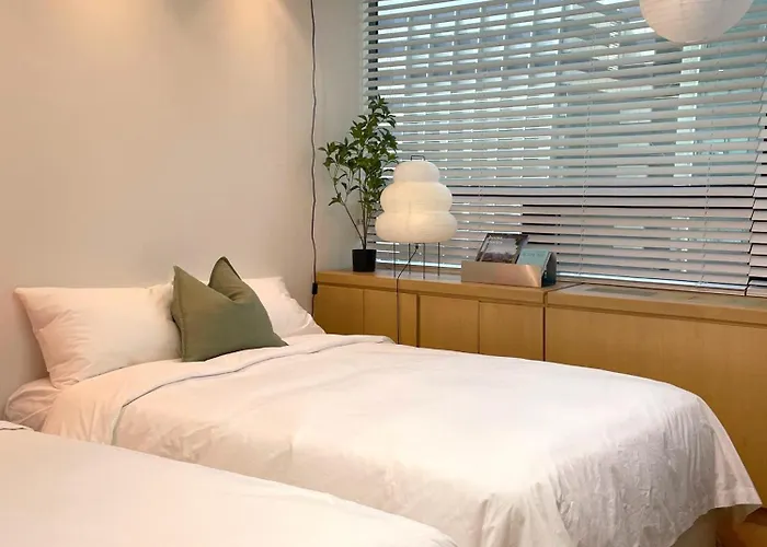 Apartamento Hongdae Station Link House With Massage Chair Seúl