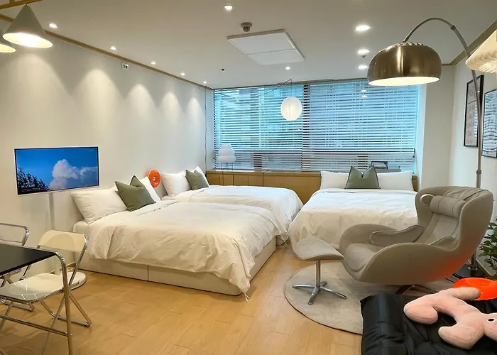 Hongdae Station Link House With Massage Chair Apartamento *